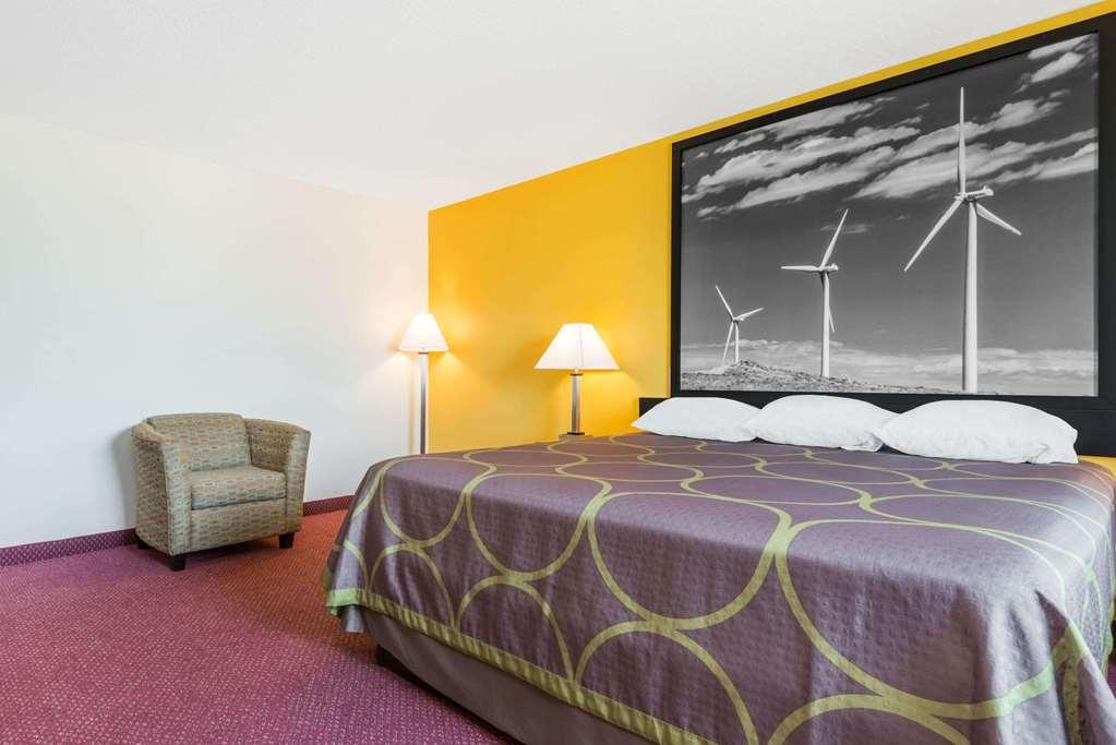 Hotel Super 8 By Wyndham Pratt Zimmer foto